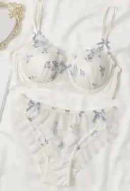 ai lingerie 的 WeShop唯象作品展示
