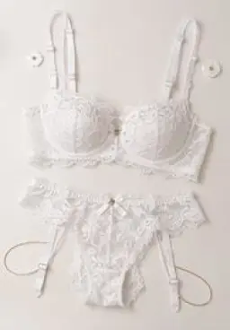 ai lingerie 的 WeShop唯象作品展示